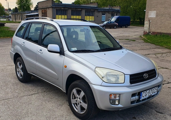 Toyota RAV4 cena 30500 przebieg: 122645, rok produkcji 2003 z Grudziądz małe 301